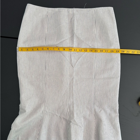 Lauren Ralph Lauren Pinstripe Trumpet Skirt - Picture 14 of 14